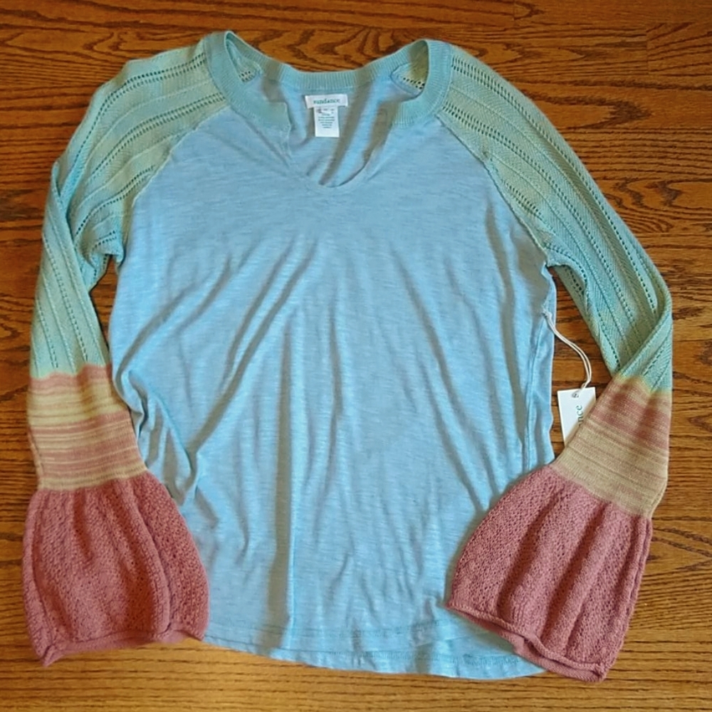 Sundance Cozy Canyon top with crocheted sleeves M